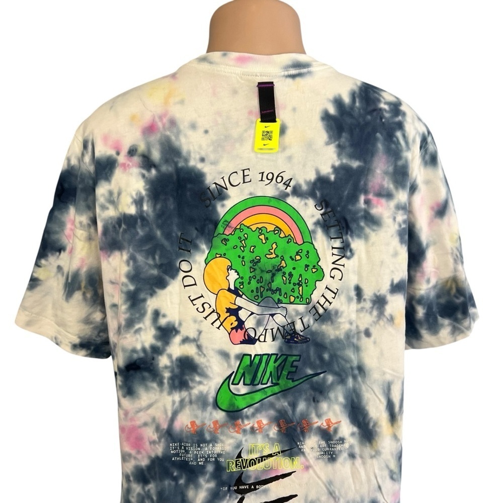 Nike Festival Graphic Blue Tie Dye T-Shirt - Picture 7 of 10